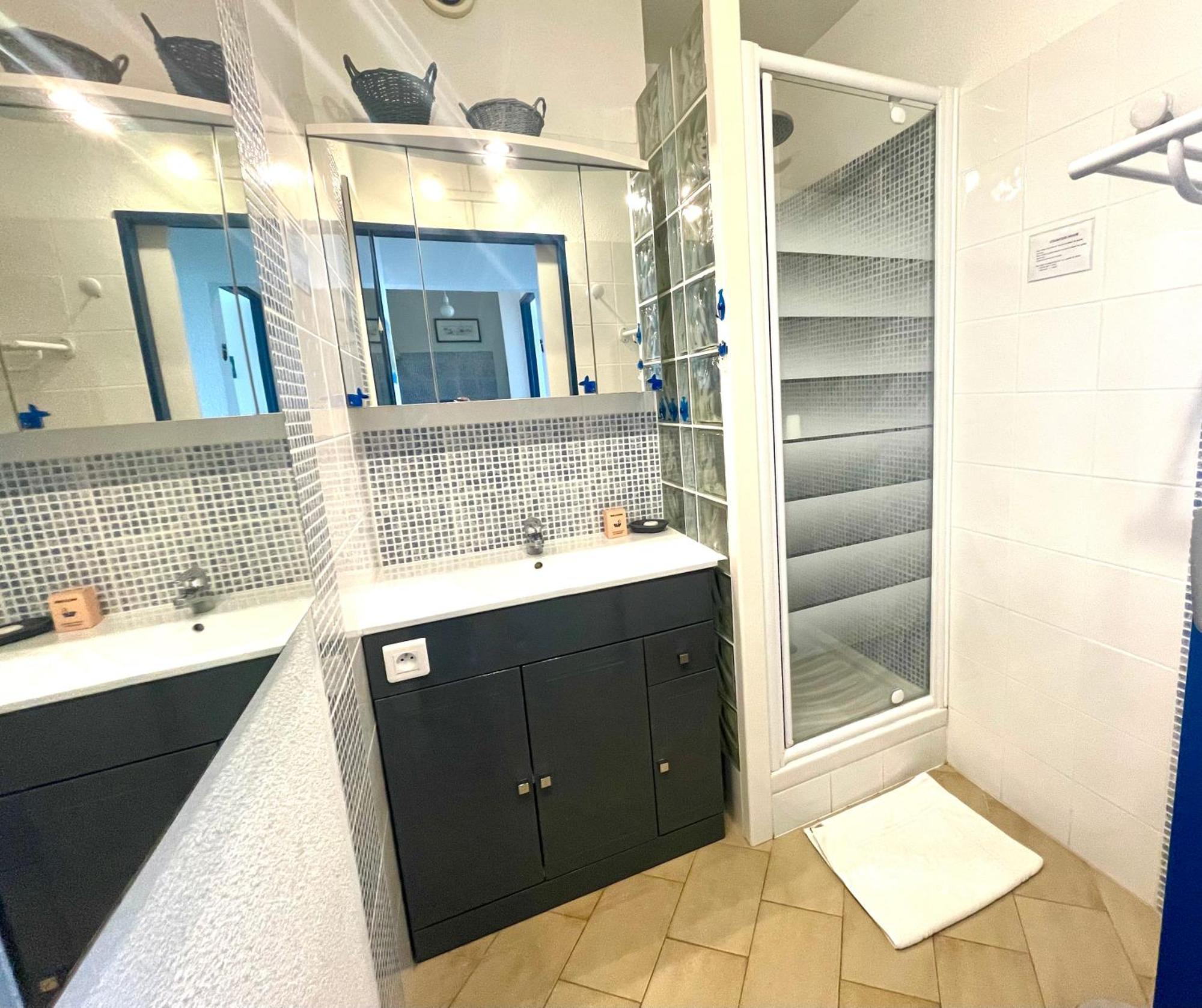 Apartmán Pgh N26 - Premiere Ligne, Jardin Et Parking Prive La Grande Motte Exteriér fotografie